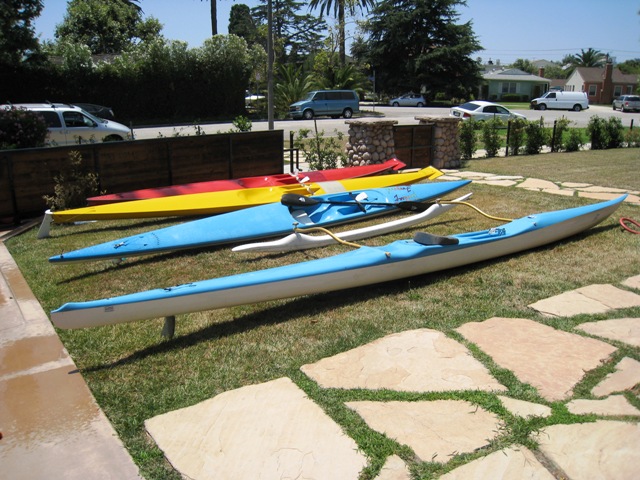 canoes 001.jpg
